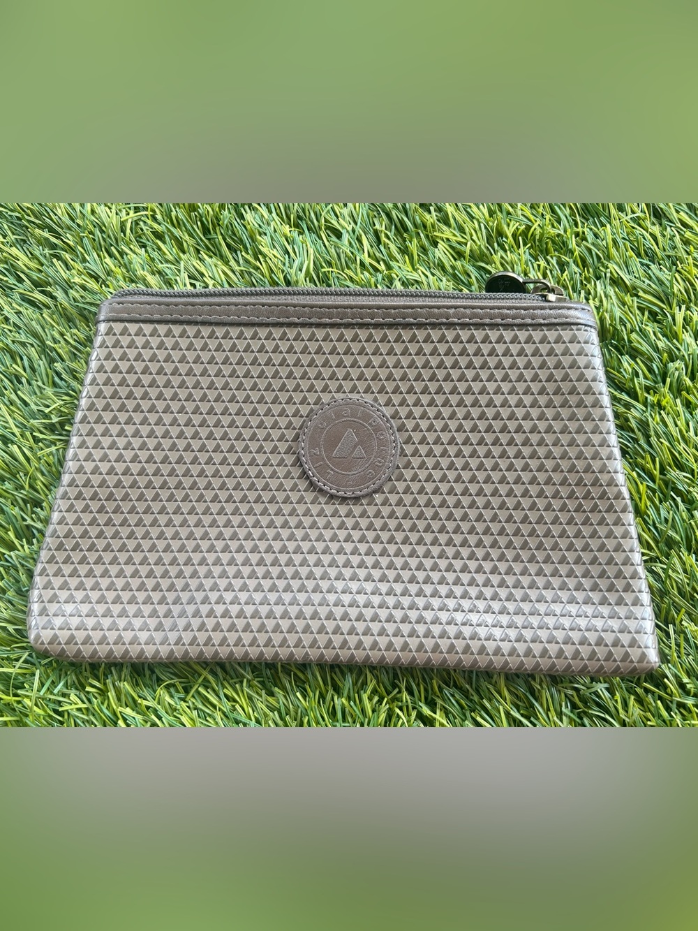 Liz Claiborne vintage  Brown Textured Woman’s  cosmetic Pouch